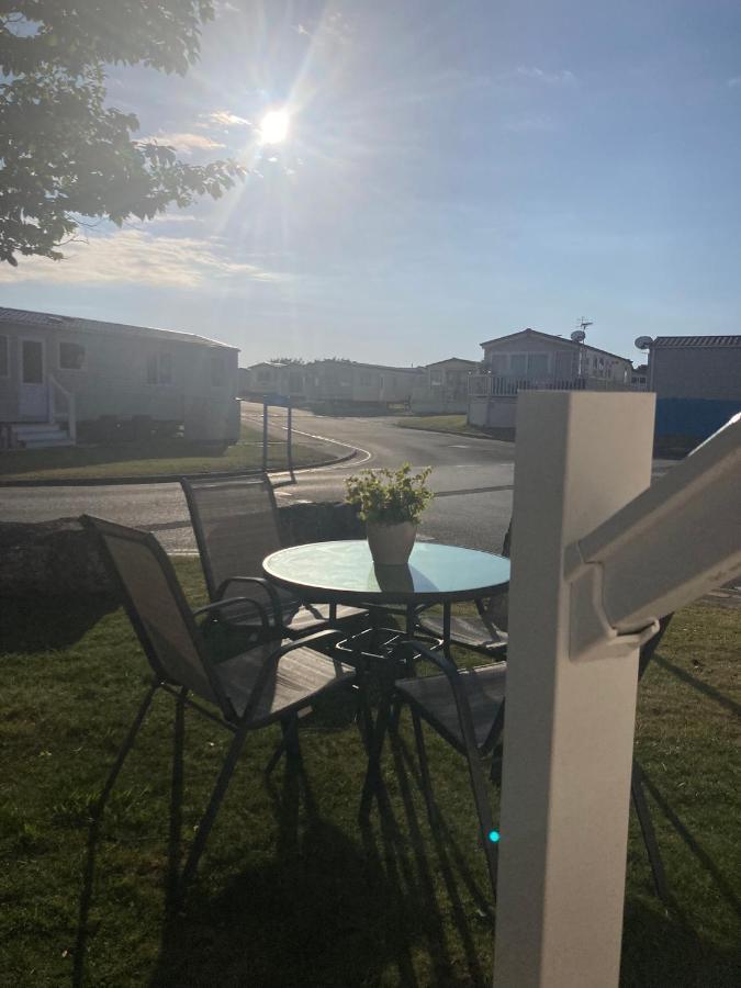 Hotel Trecco Bay Acorns 22 Porthcawl Exterior foto